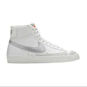 Nike Blazer Mid 77